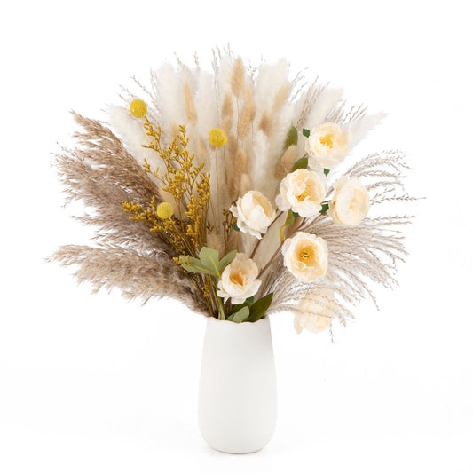 Boho Blumenstrauß mit Pampasgras und Pfingstrosen